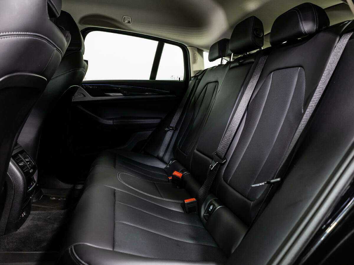 BMW X4 2021 года с пробегом. Фото: #9