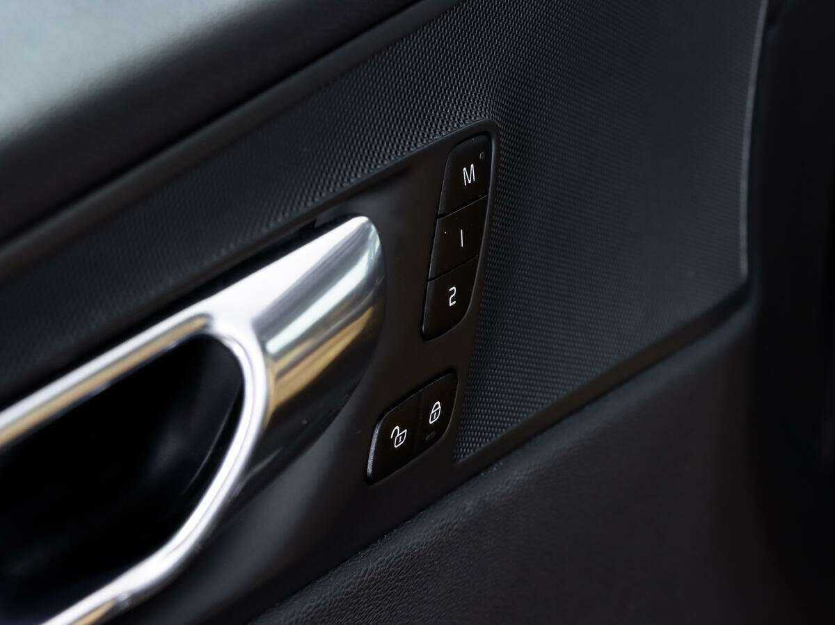 Volvo XC60 2018 года с пробегом. Фото: #11