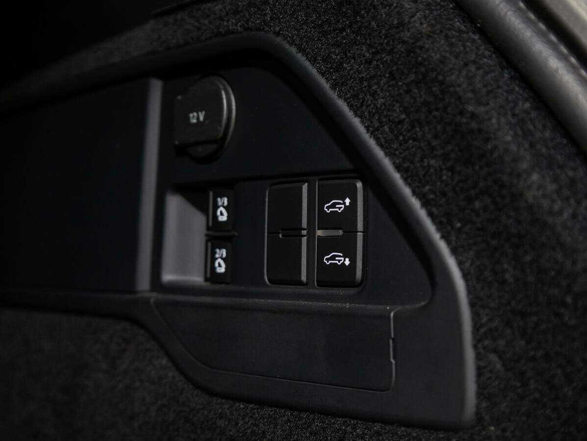 Volkswagen Touareg 2018 года с пробегом. Фото: #17