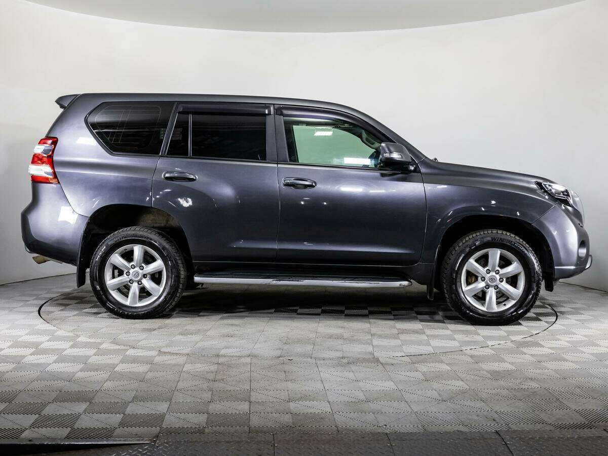 Toyota Land Cruiser Prado 2014 года с пробегом. Фото: #3