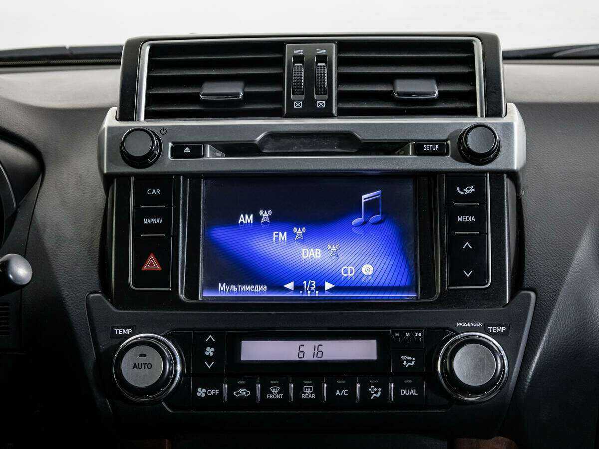 Toyota Land Cruiser Prado 2014 года с пробегом. Фото: #17