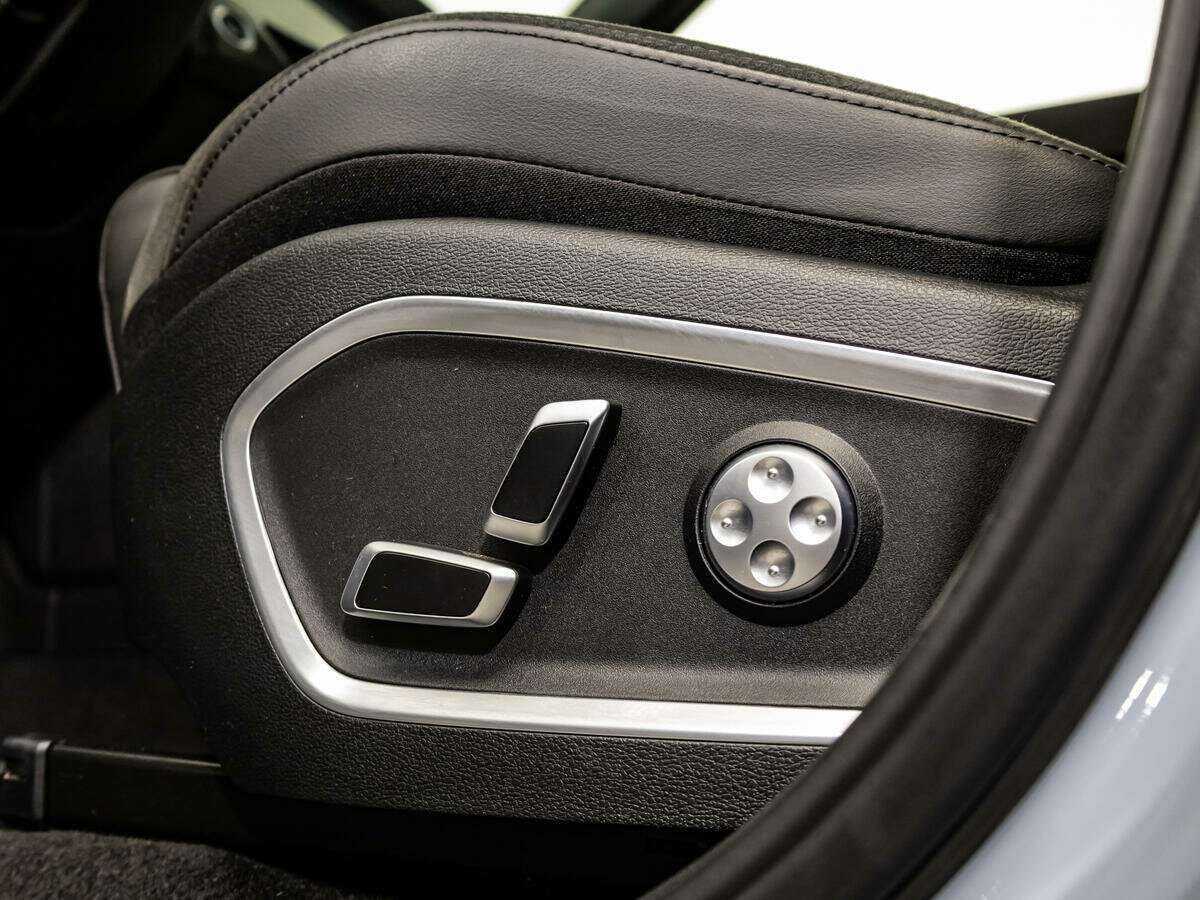 Geely Tugella 2022 года с пробегом. Фото: #18