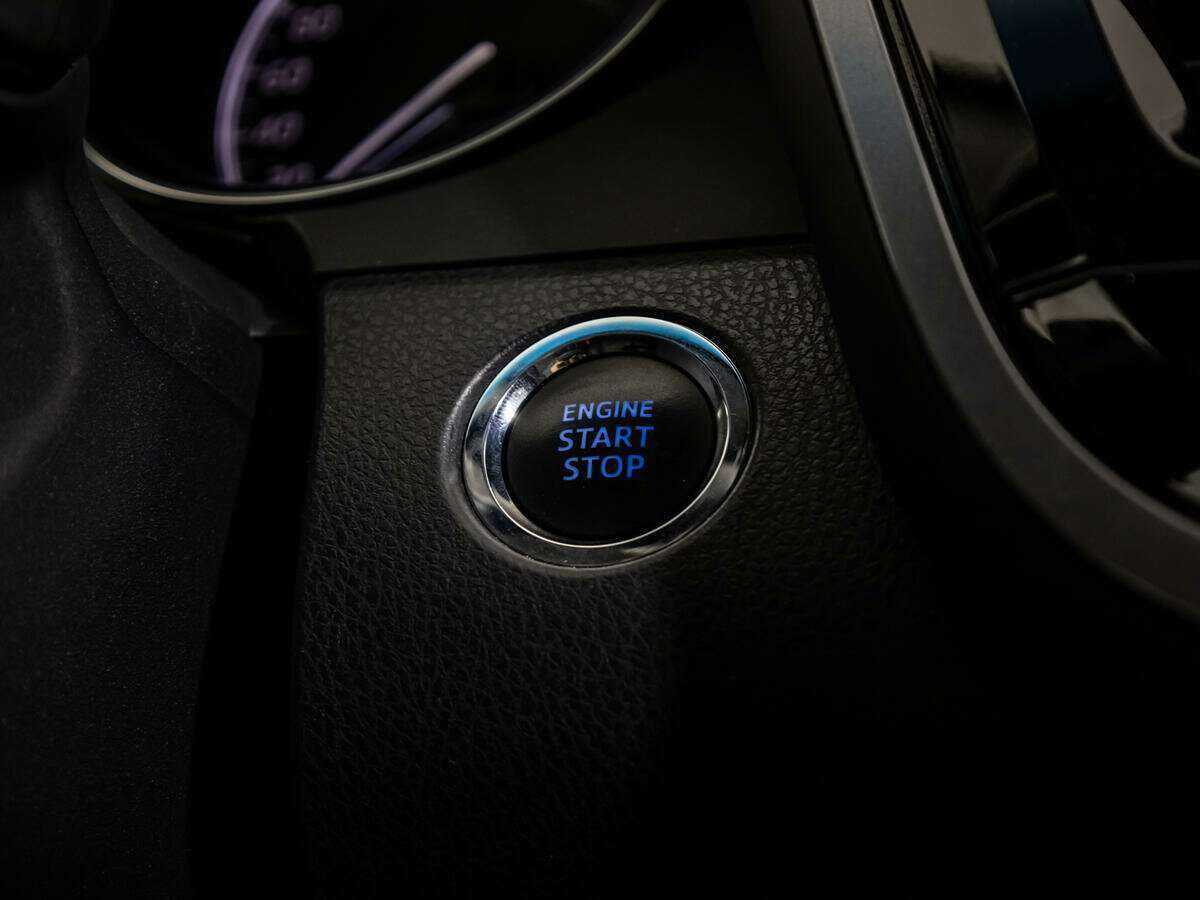 Toyota Camry 2021 года с пробегом. Фото: #11