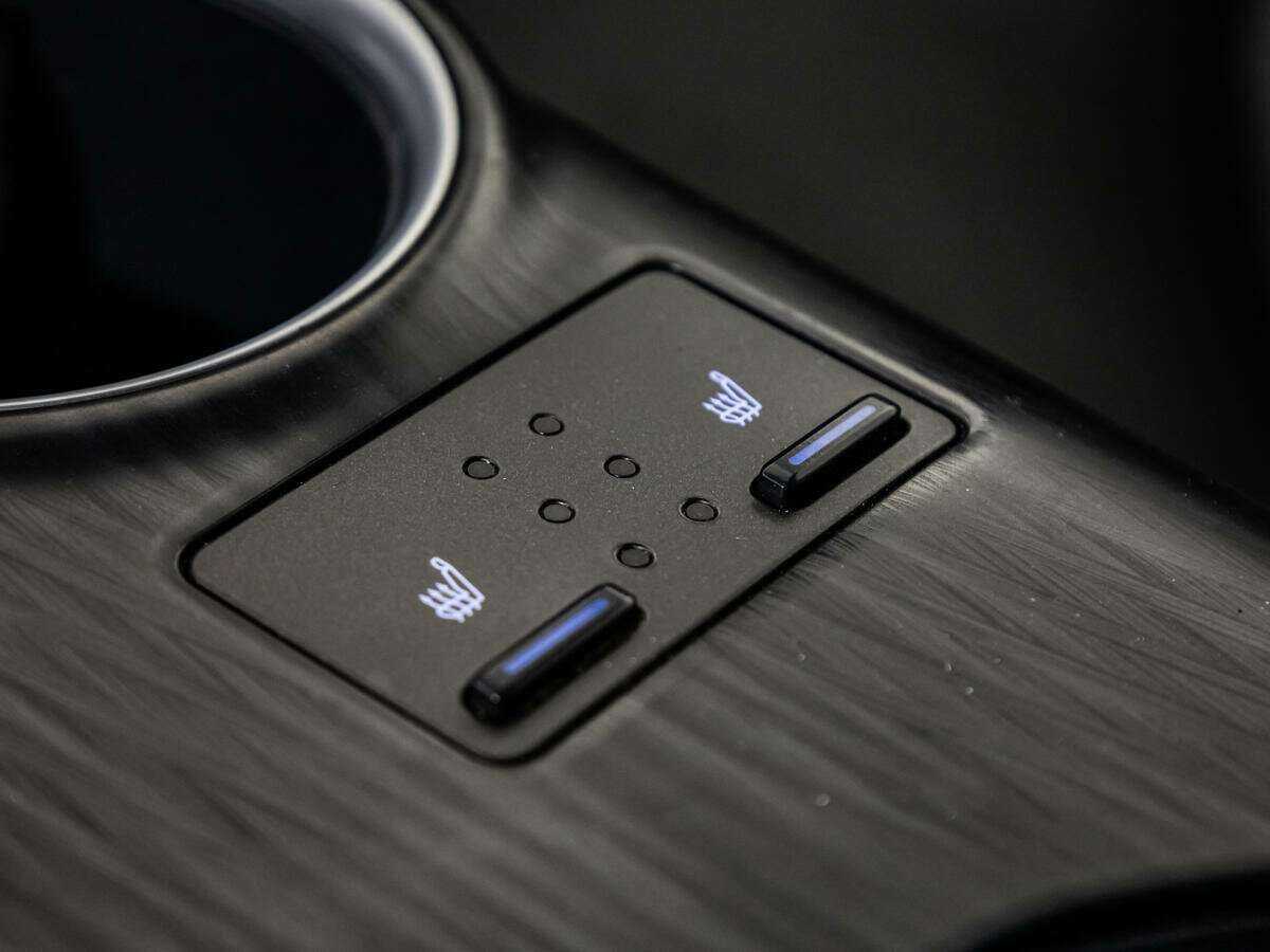 Toyota Camry 2021 года с пробегом. Фото: #13