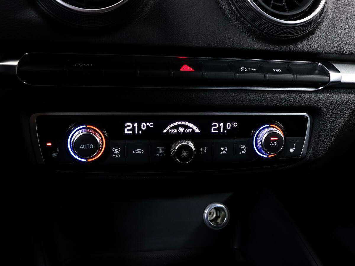 Audi A3 2019 года с пробегом. Фото: #14