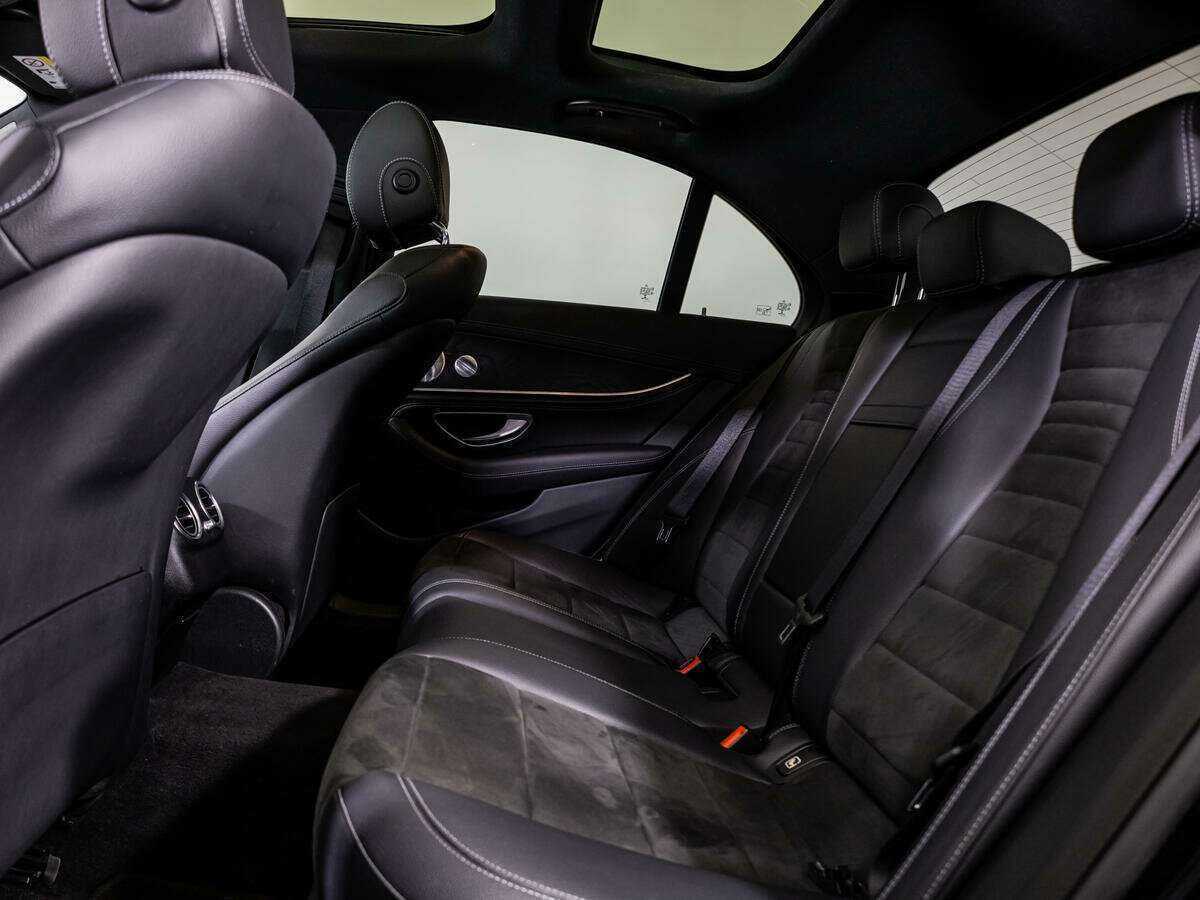 Mercedes-Benz E-Класс 2019 года с пробегом. Фото: #9