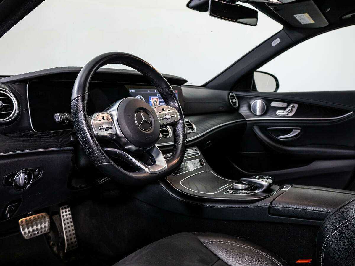 Mercedes-Benz E-Класс 2019 года с пробегом. Фото: #10