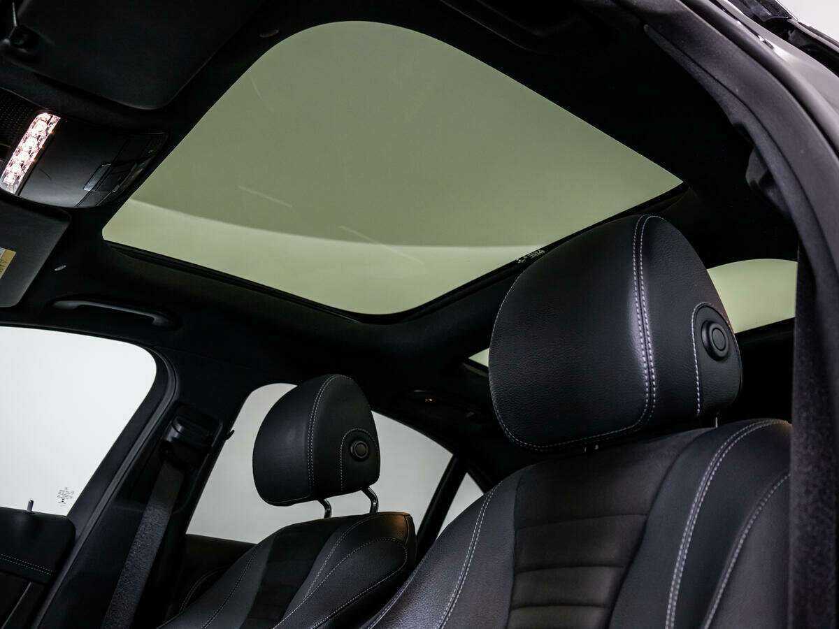 Mercedes-Benz E-Класс 2019 года с пробегом. Фото: #19