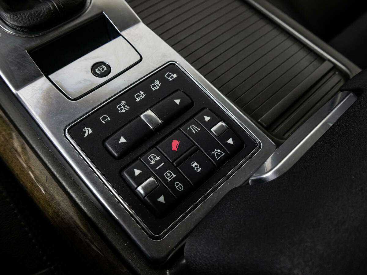 Land Rover Range Rover Sport 2012 года с пробегом. Фото: #18