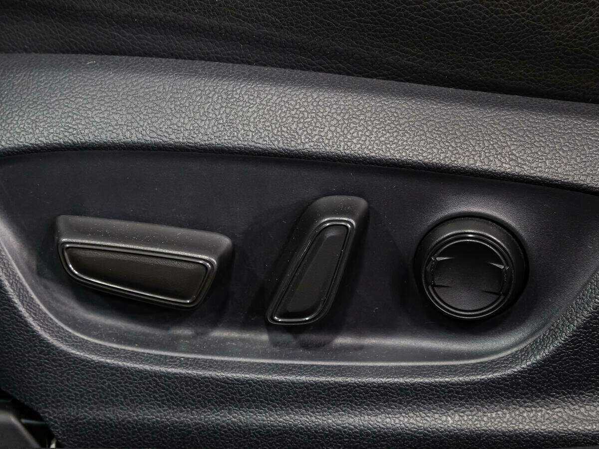 Toyota Camry 2021 года с пробегом. Фото: #17