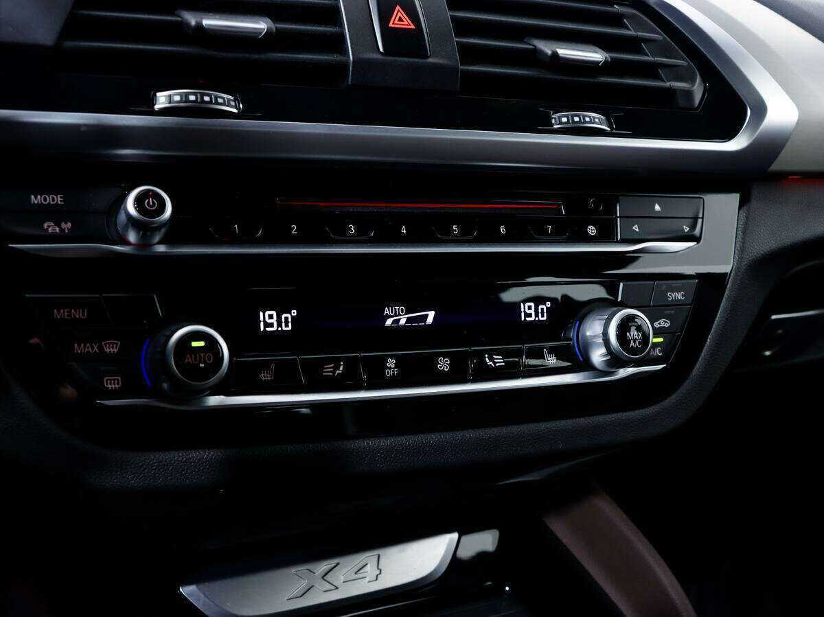 BMW X4 2020 года с пробегом. Фото: #13