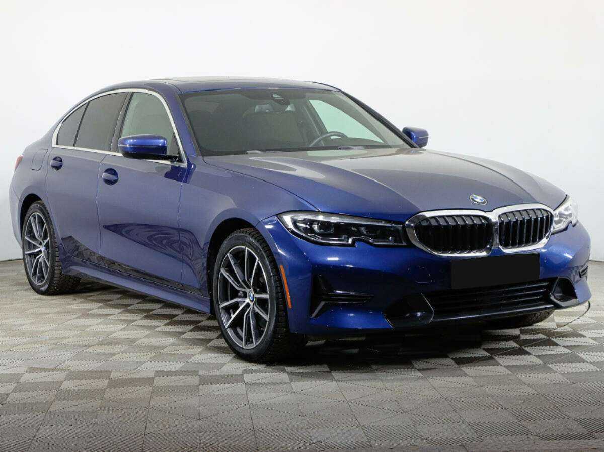 BMW 3 серии 2022 года с пробегом. Фото: #2