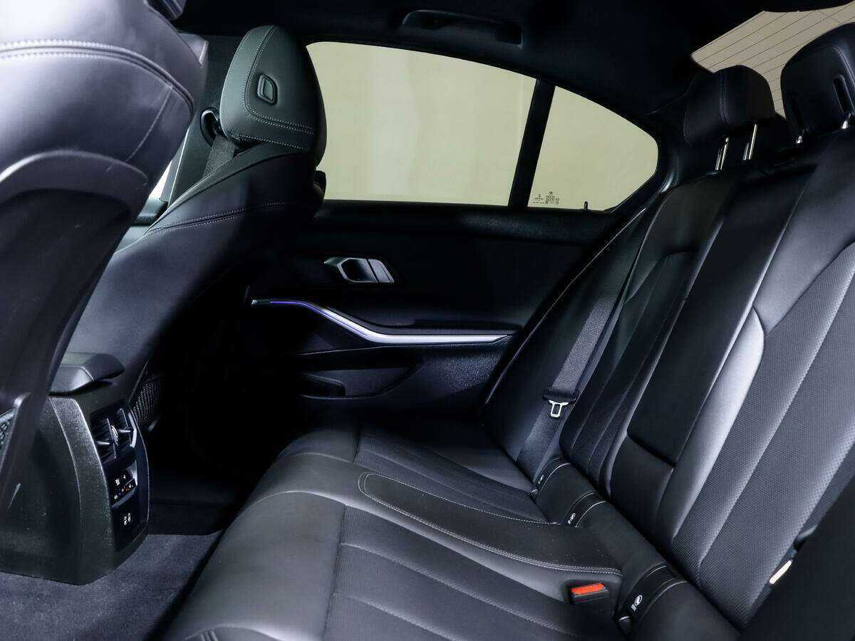 BMW 3 серии 2022 года с пробегом. Фото: #10