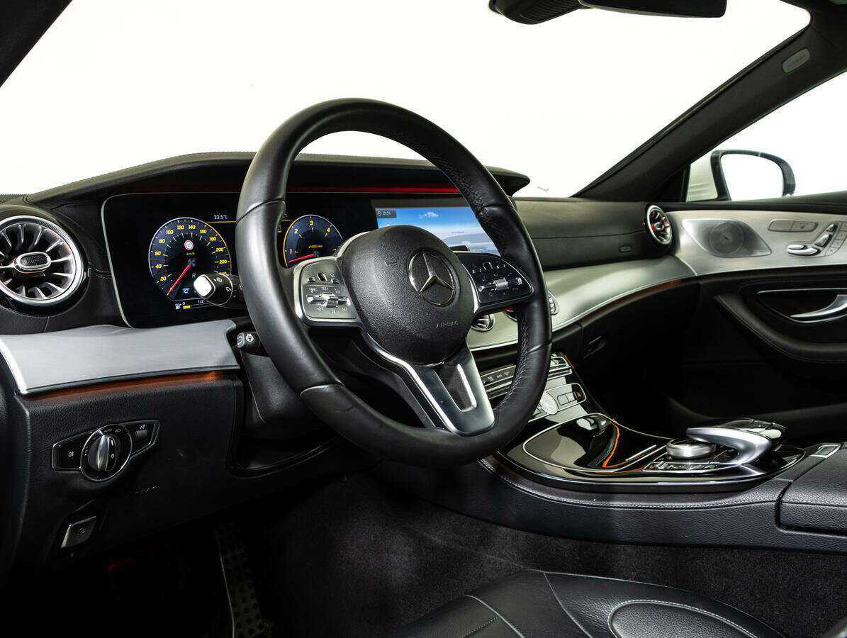 Mercedes-Benz CLS 2018 года с пробегом. Фото: #11