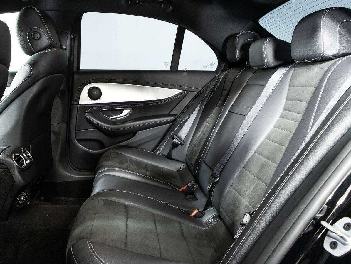 Mercedes-Benz E-Класс 2019 года с пробегом. Фото: #7