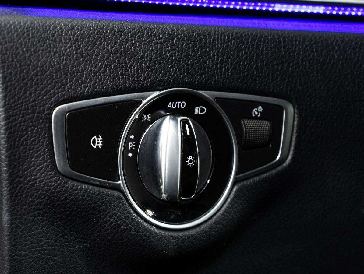 Mercedes-Benz E-Класс 2019 года с пробегом. Фото: #14