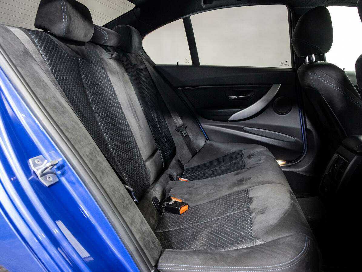 BMW 3 серии 2017 года с пробегом. Фото: #18