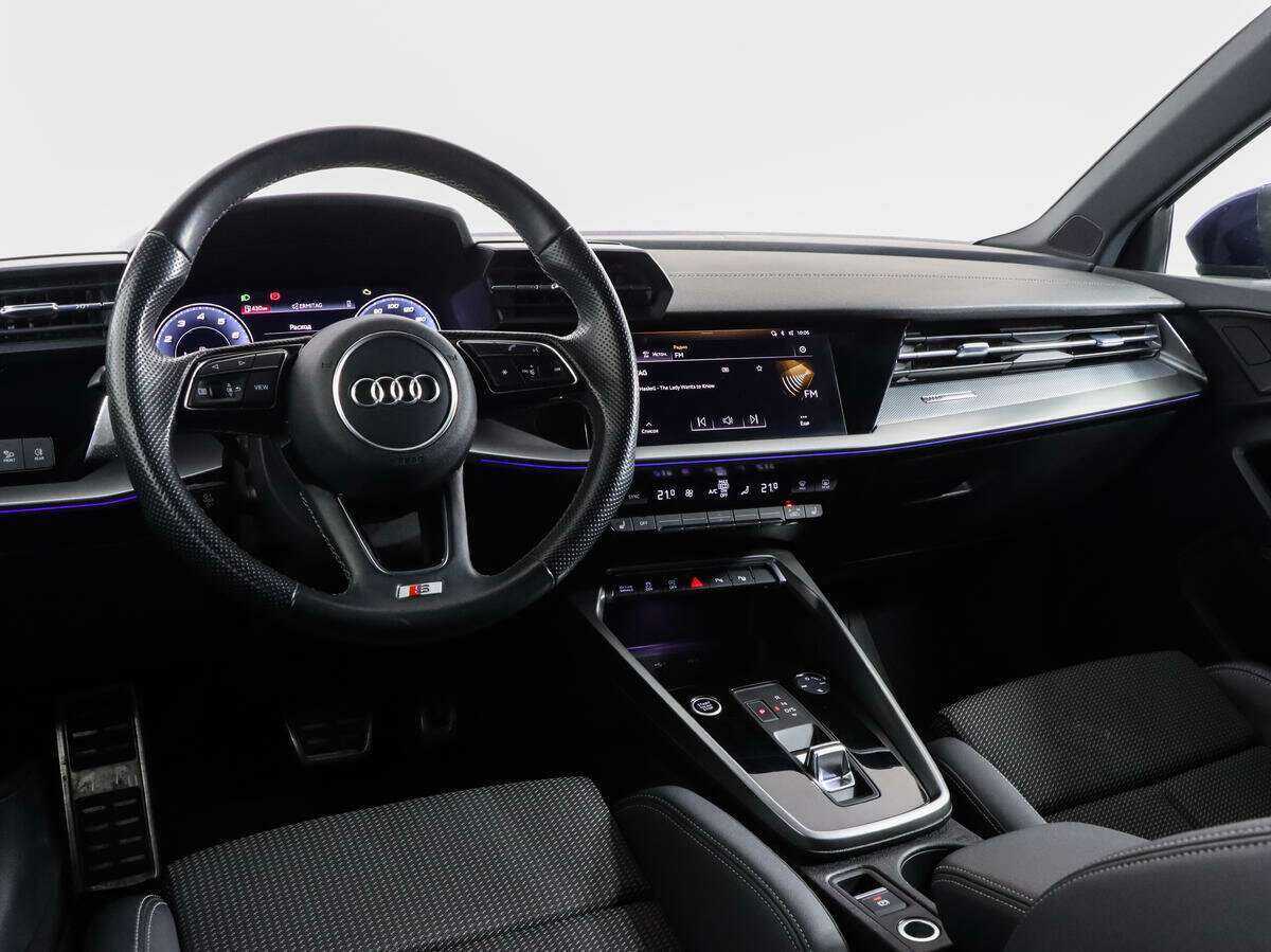Audi A3 2021 года с пробегом. Фото: #12