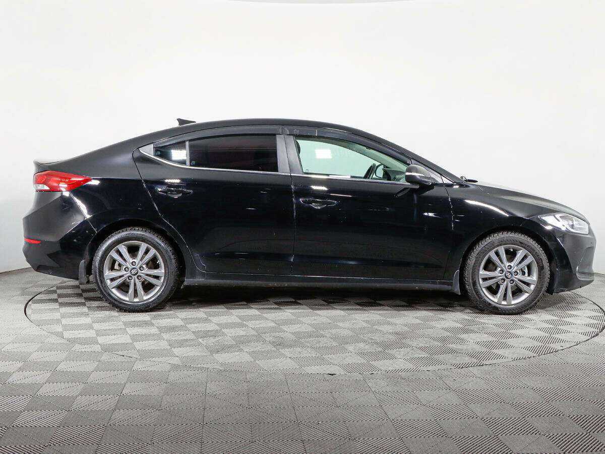 Б/У Хендай Елантра 2017 года. Фото: #3