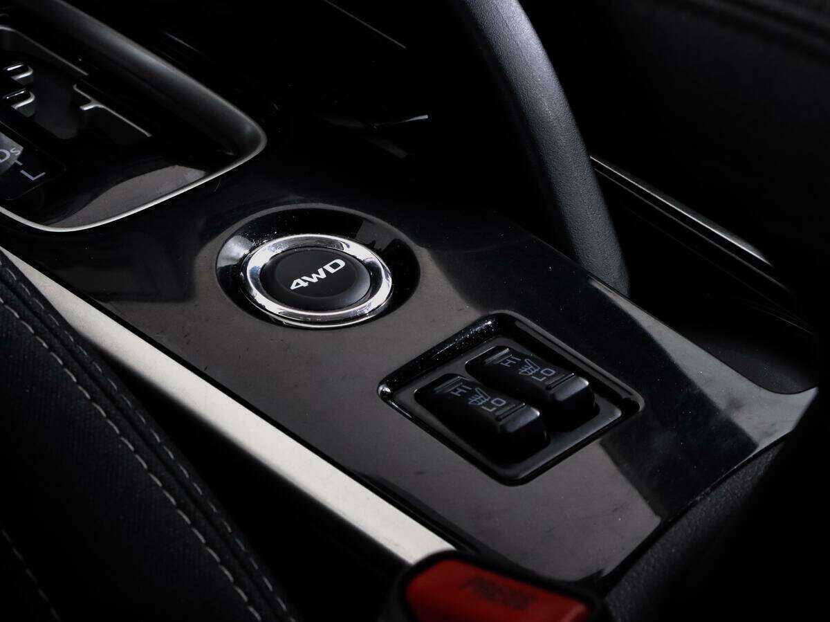 Б/У Митсубиши Оутлэндер 2018 года. Фото: #11