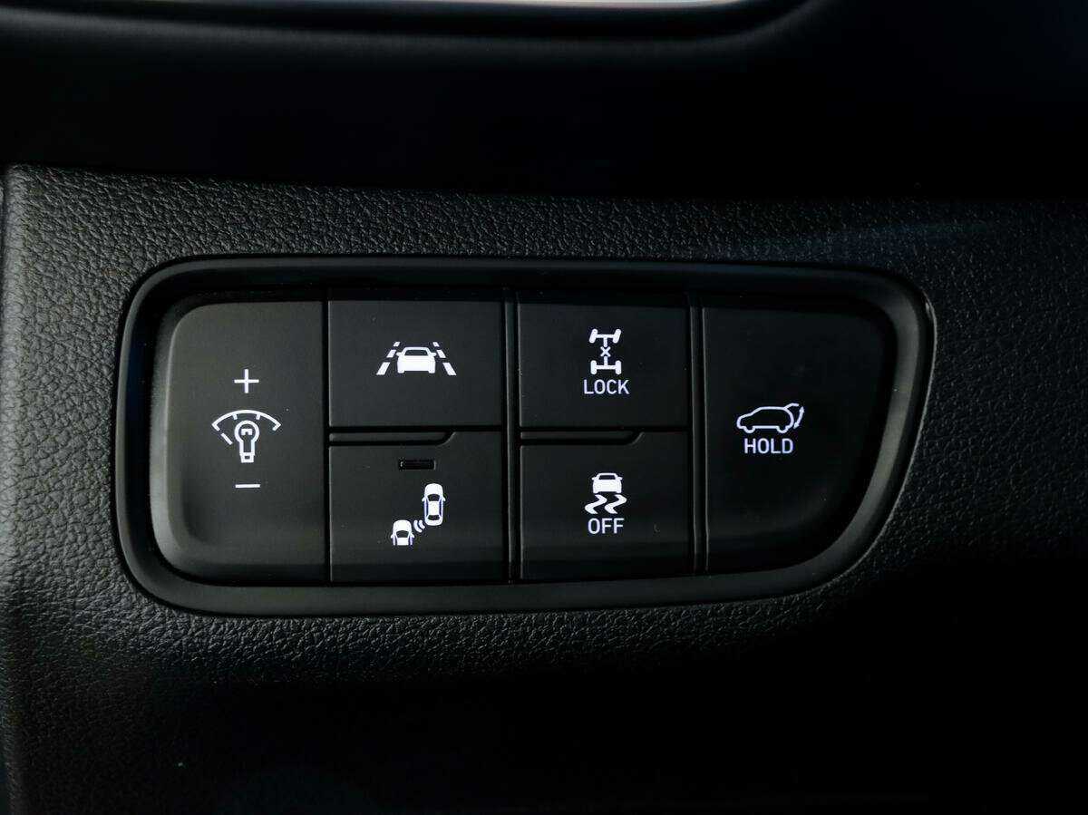 Hyundai Santa Fe 2018 года с пробегом. Фото: #12