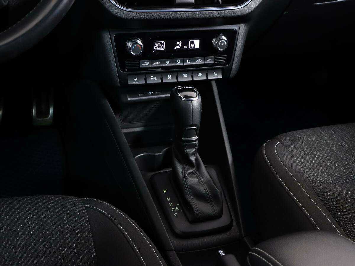 Б/У Шкода Рапид 2020 года. Фото: #13