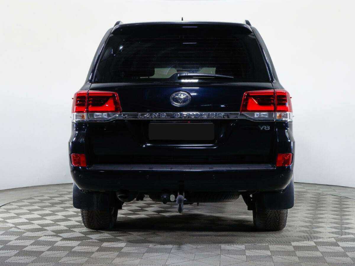 Toyota Land Cruiser 2017 года с пробегом. Фото: #4