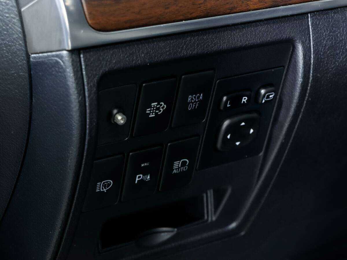 Toyota Land Cruiser 2017 года с пробегом. Фото: #7