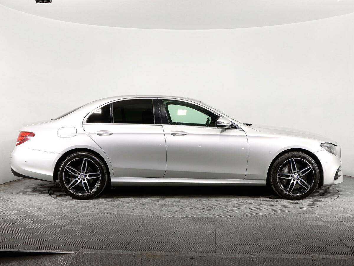 Mercedes-Benz E-Класс 2017 года с пробегом. Фото: #4