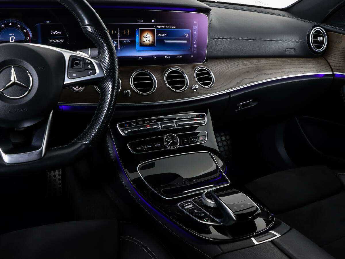 Mercedes-Benz E-Класс 2017 года с пробегом. Фото: #14