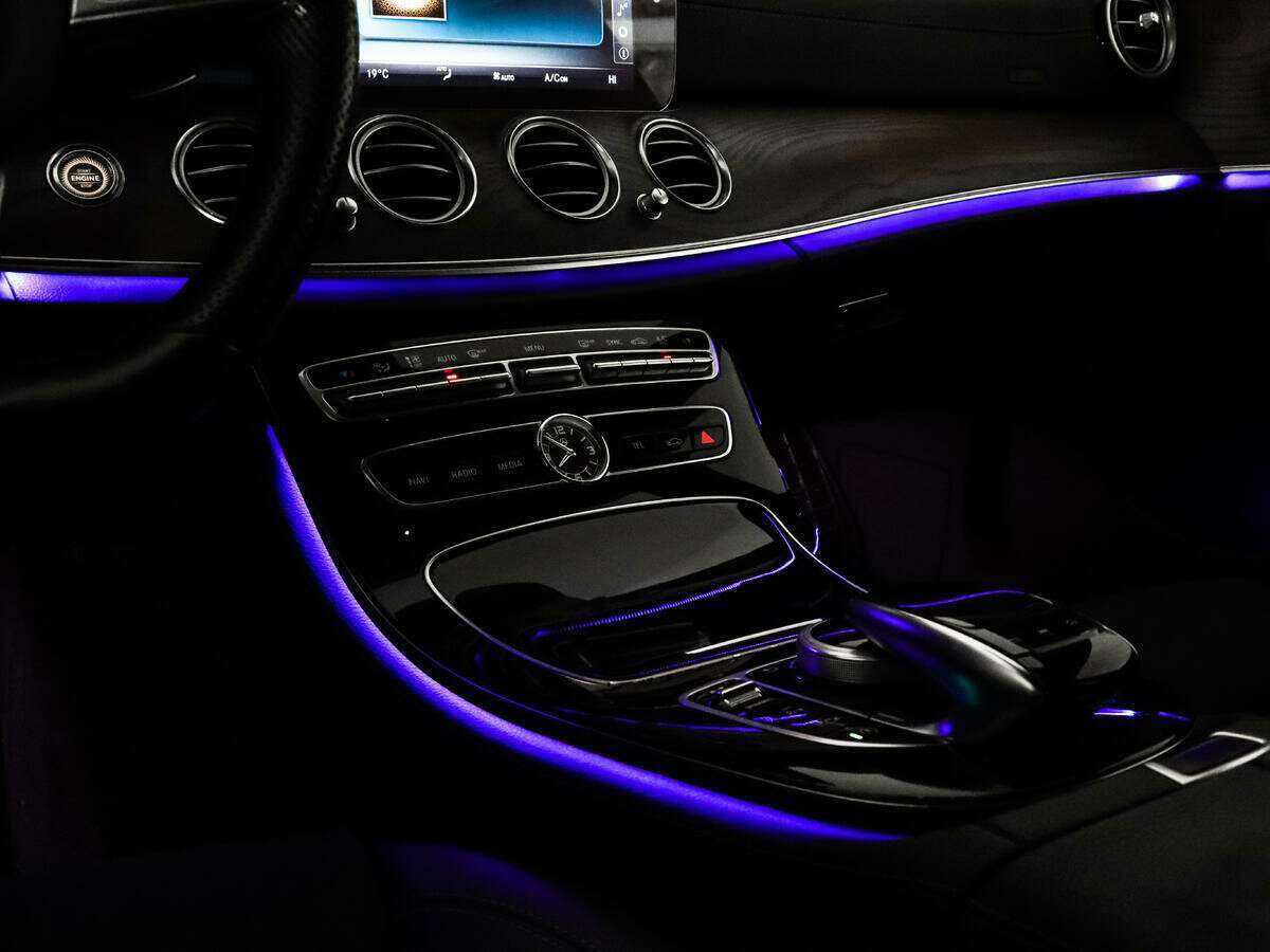 Mercedes-Benz E-Класс 2017 года с пробегом. Фото: #17