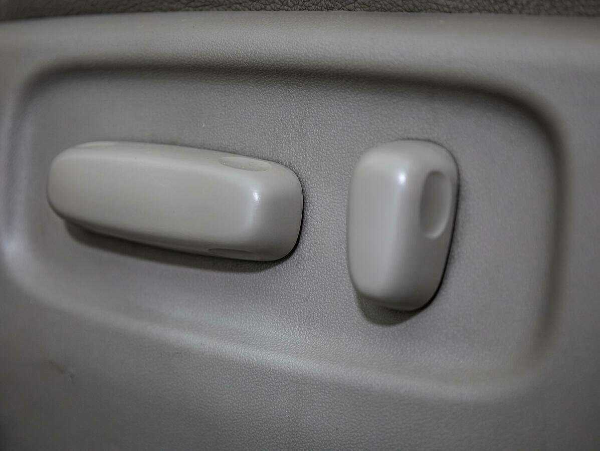 Toyota RAV4 2007 года с пробегом. Фото: #15