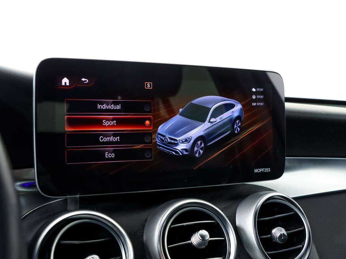 Mercedes-Benz GLC Coupe 2019 года с пробегом. Фото: #12