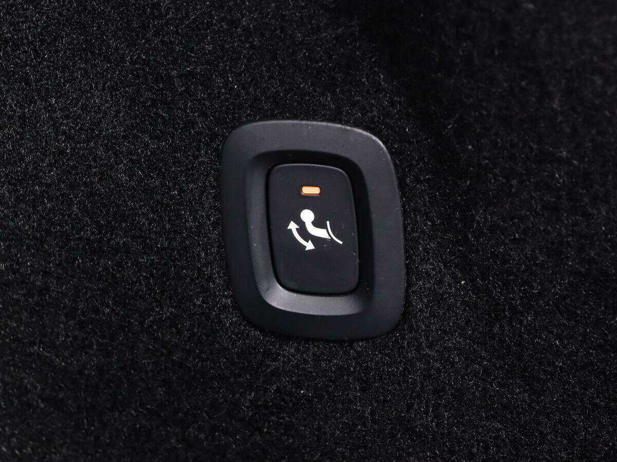 Volvo XC60 2021 года с пробегом. Фото: #18