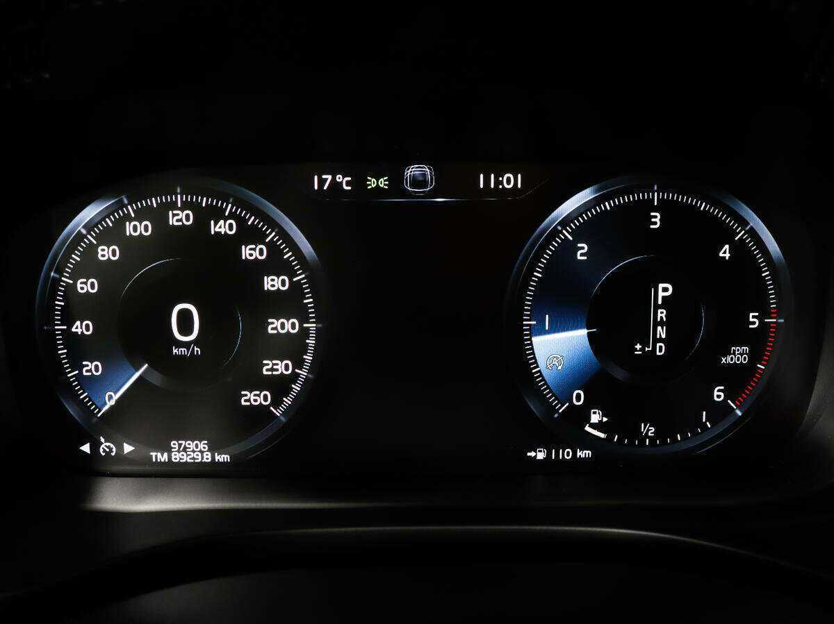 Volvo XC60 2021 года с пробегом. Фото: #20