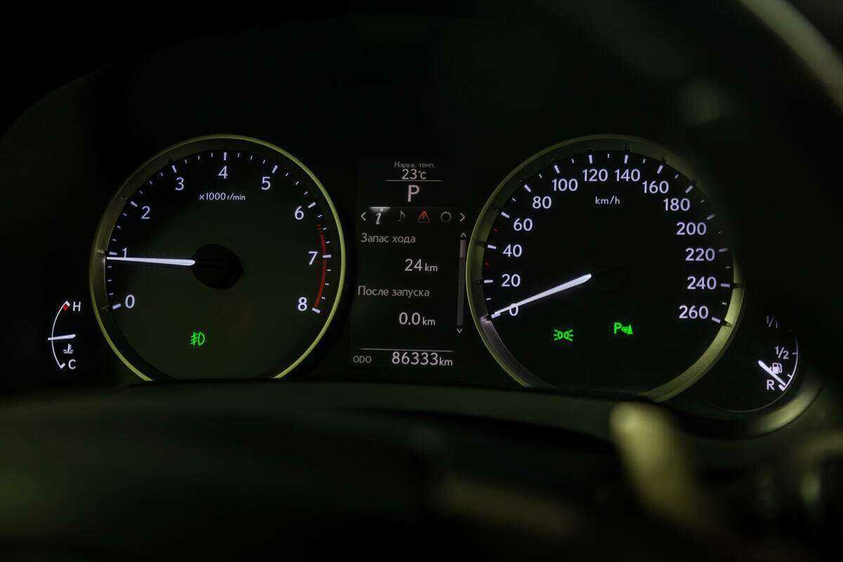 Lexus IS 2014 года с пробегом. Фото: #12