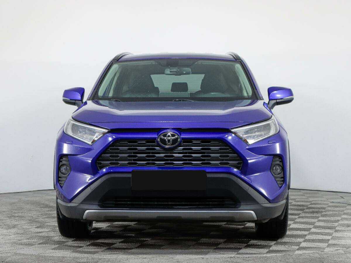 Toyota RAV4 2021 года с пробегом. Фото: #1
