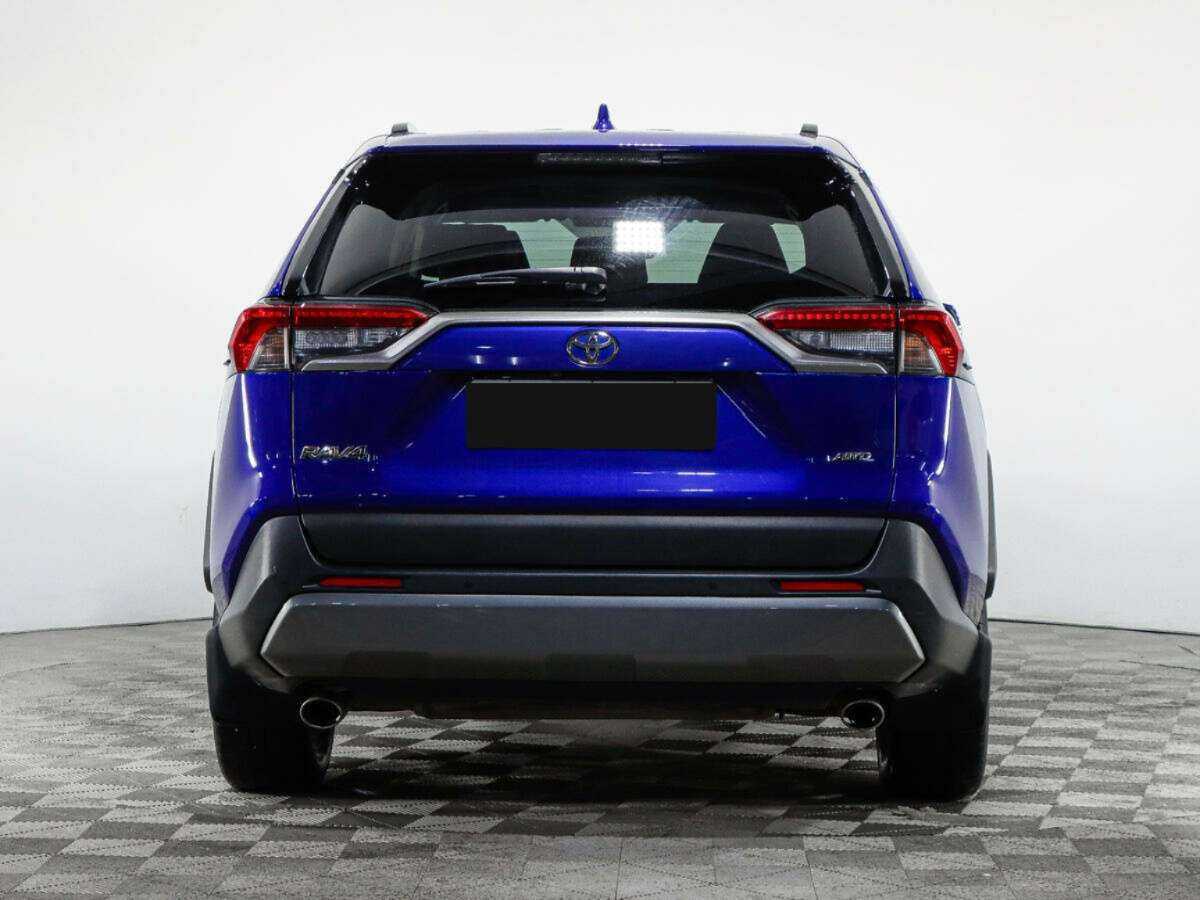 Toyota RAV4 2021 года с пробегом. Фото: #5