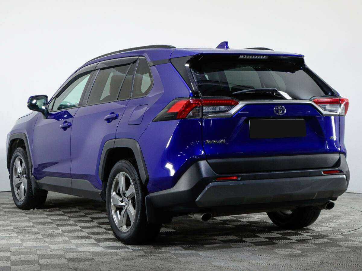 Toyota RAV4 2021 года с пробегом. Фото: #6