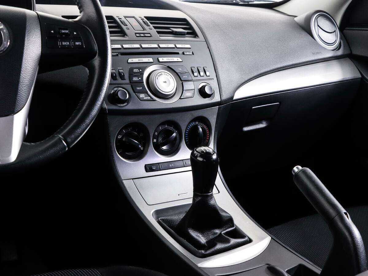 Mazda 3 2010 года с пробегом. Фото: #11