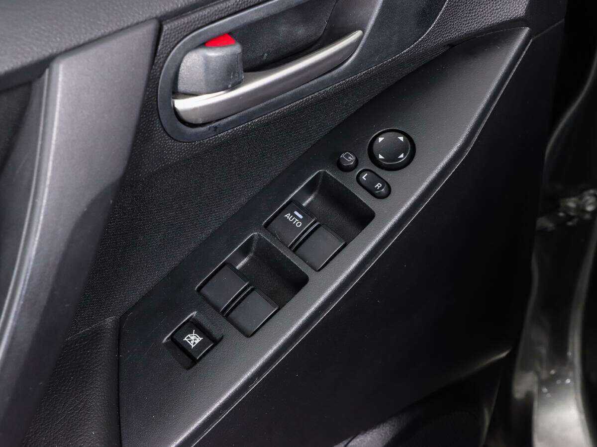 Mazda 3 2010 года с пробегом. Фото: #14