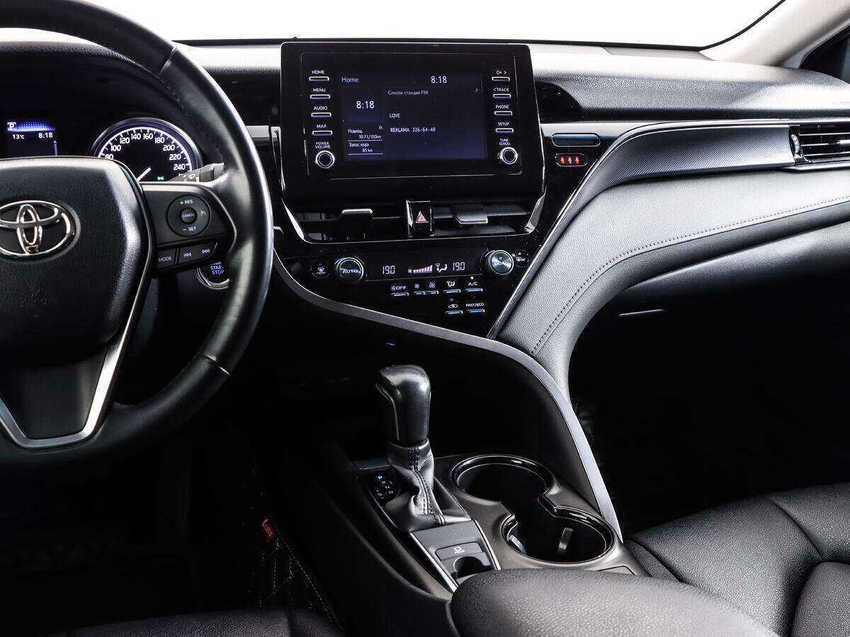 Toyota Camry 2021 года с пробегом. Фото: #11