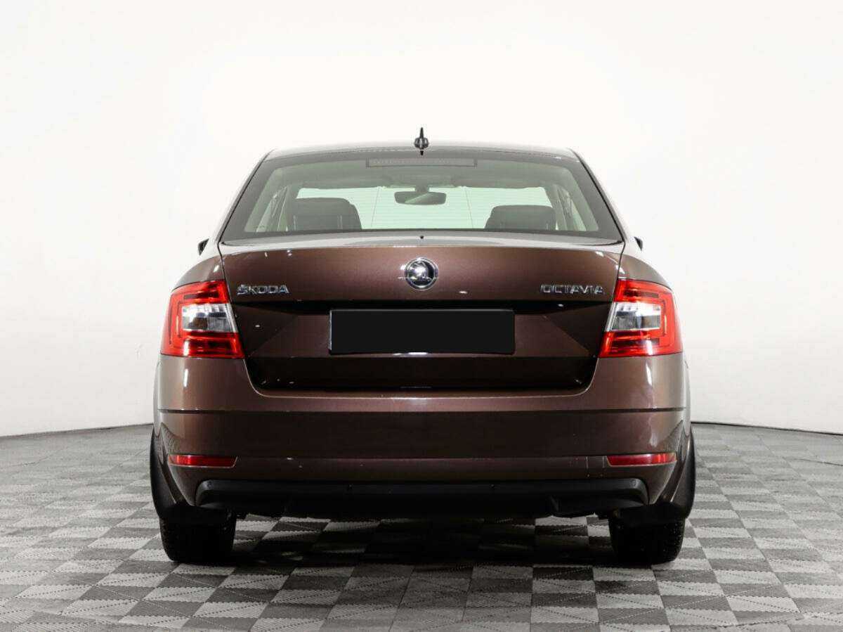 Б/У Шкода Октавия 2017 года. Фото: #4