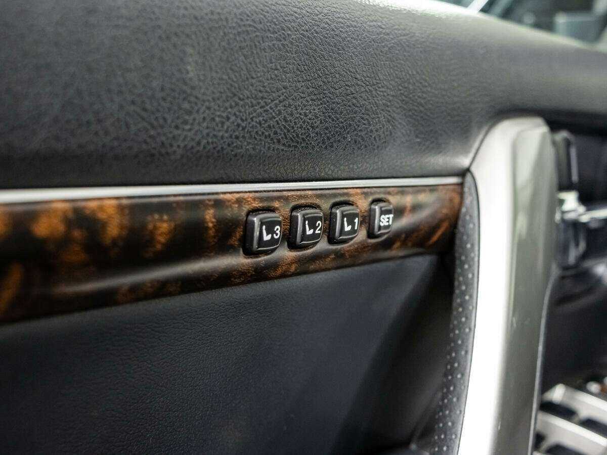 Toyota Land Cruiser 2014 года с пробегом. Фото: #15