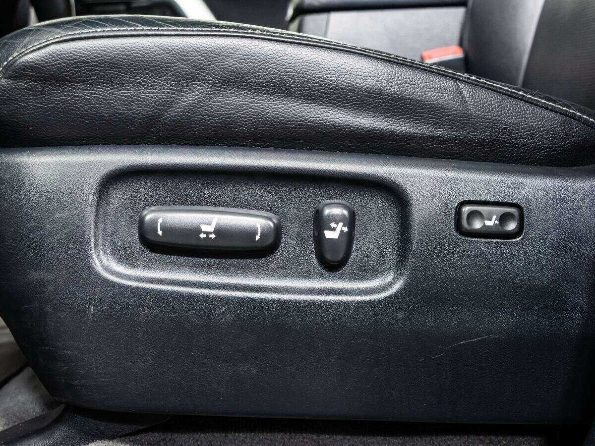 Toyota Land Cruiser 2014 года с пробегом. Фото: #16