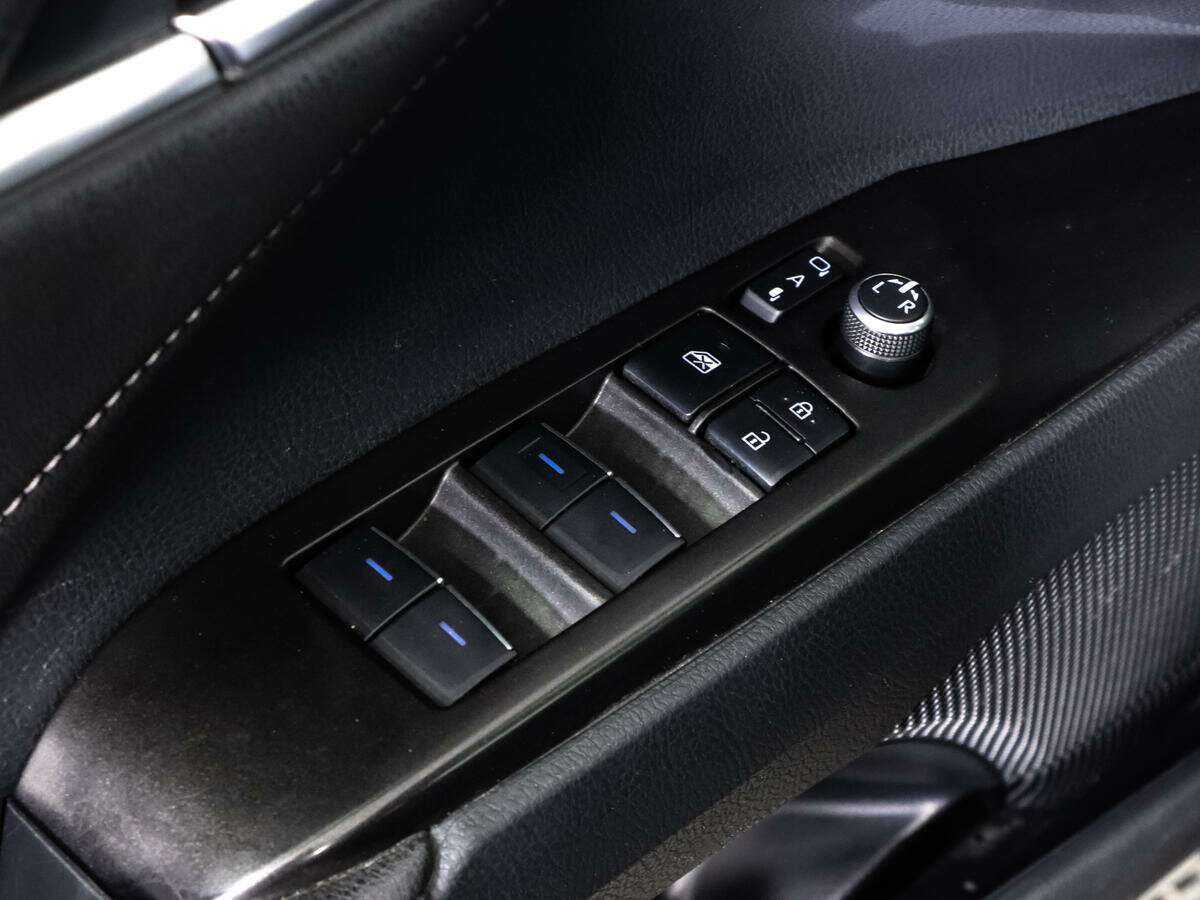 Toyota Camry 2021 года с пробегом. Фото: #17