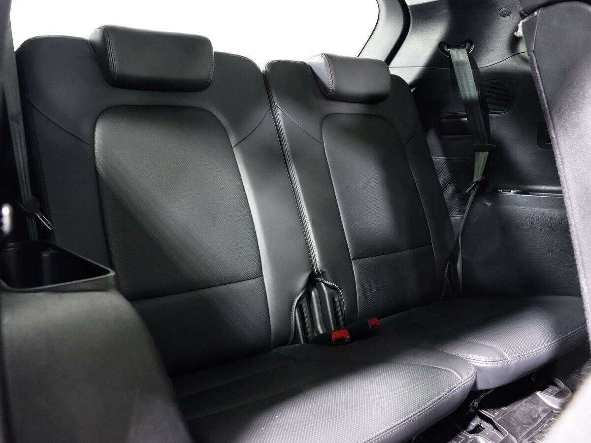 Hyundai Santa Fe 2016 года с пробегом. Фото: #17