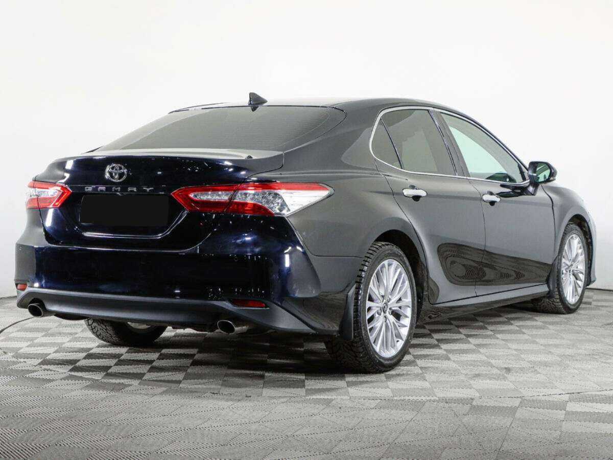 Toyota Camry 2019 года с пробегом. Фото: #3