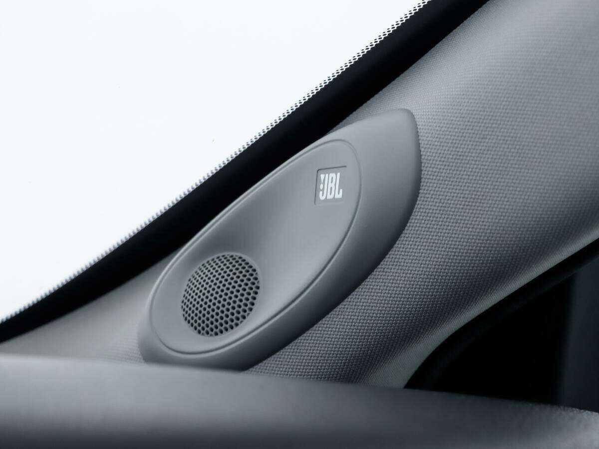 Toyota Camry 2019 года с пробегом. Фото: #9