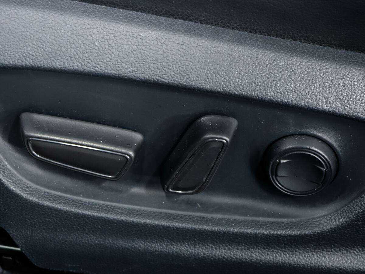 Toyota Camry 2019 года с пробегом. Фото: #11